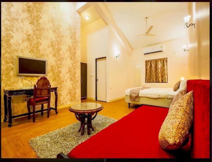 The Center Court Resort & Spa Varca Bagian luar foto