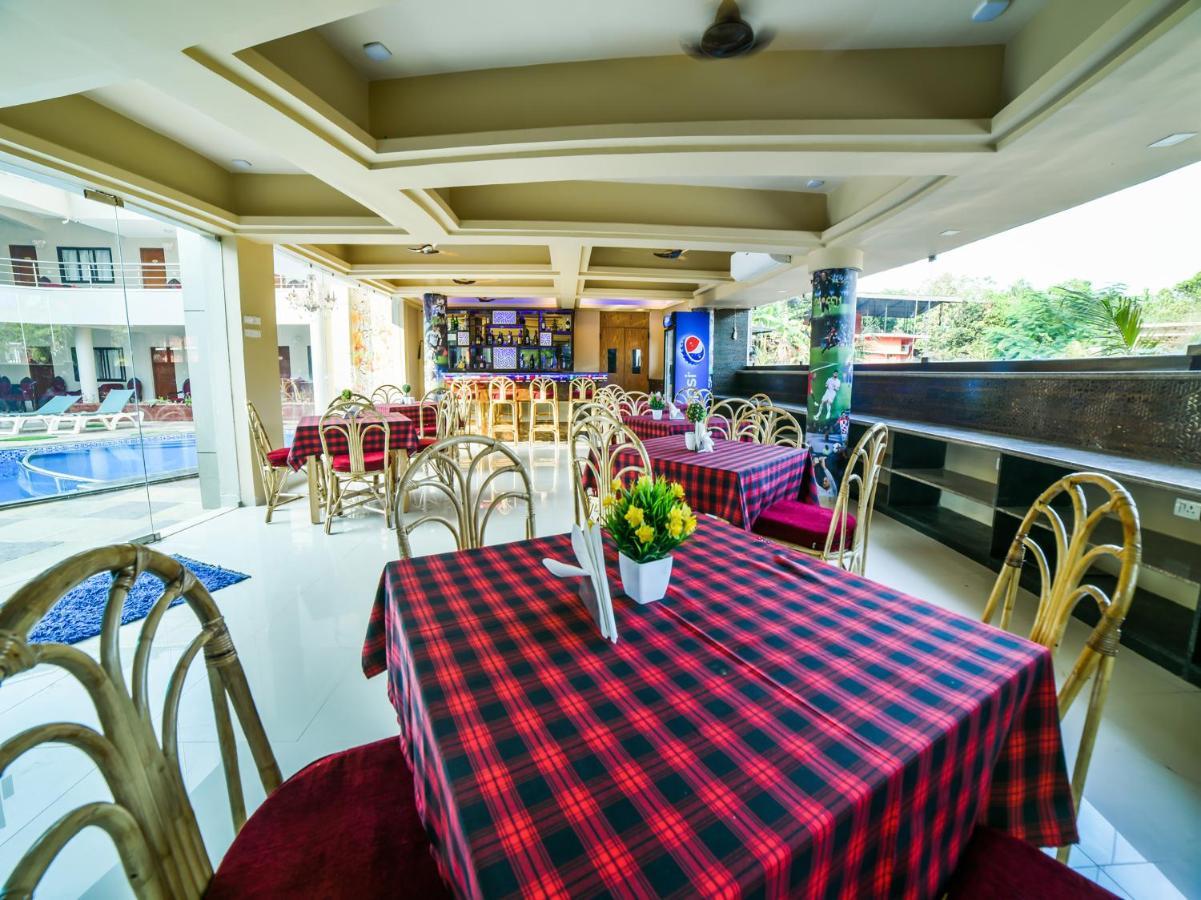 The Center Court Resort & Spa Varca Bagian luar foto